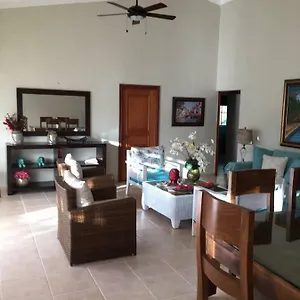 https://los-corozos-apartment-g2-guavaberry-golf-country-club.greaterantilleshotels.net